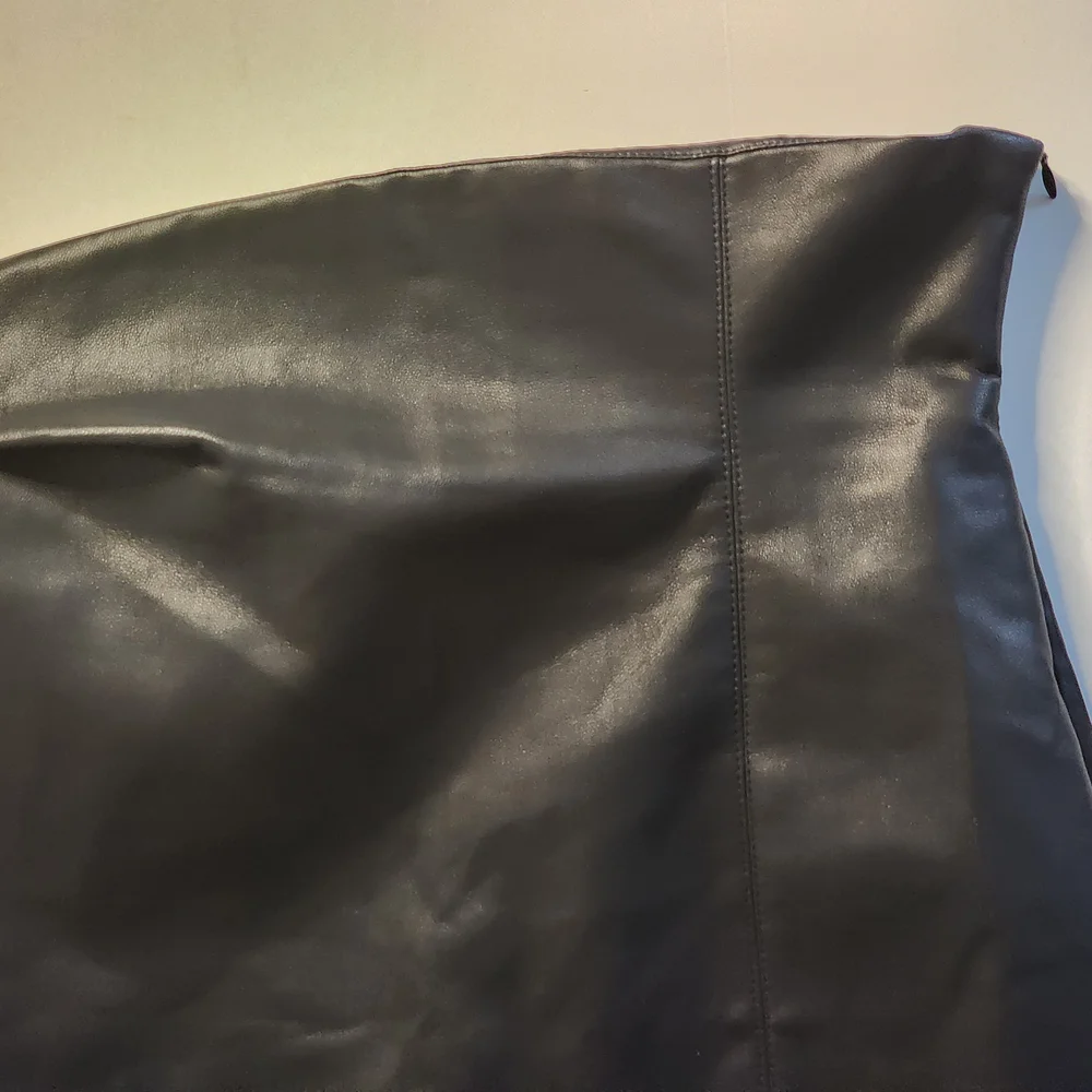 BlackVegan Maxi Leather Skirt - Picture 11 of 11